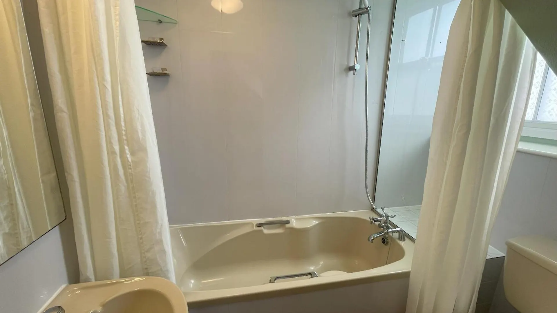 The Captain'S Lodge Room Only Accommodation 惠特比 英国