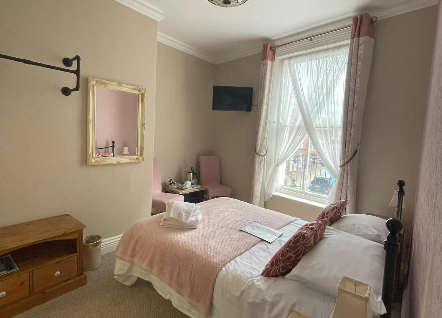 The Captain'S Lodge Room Only Accommodation 惠特比