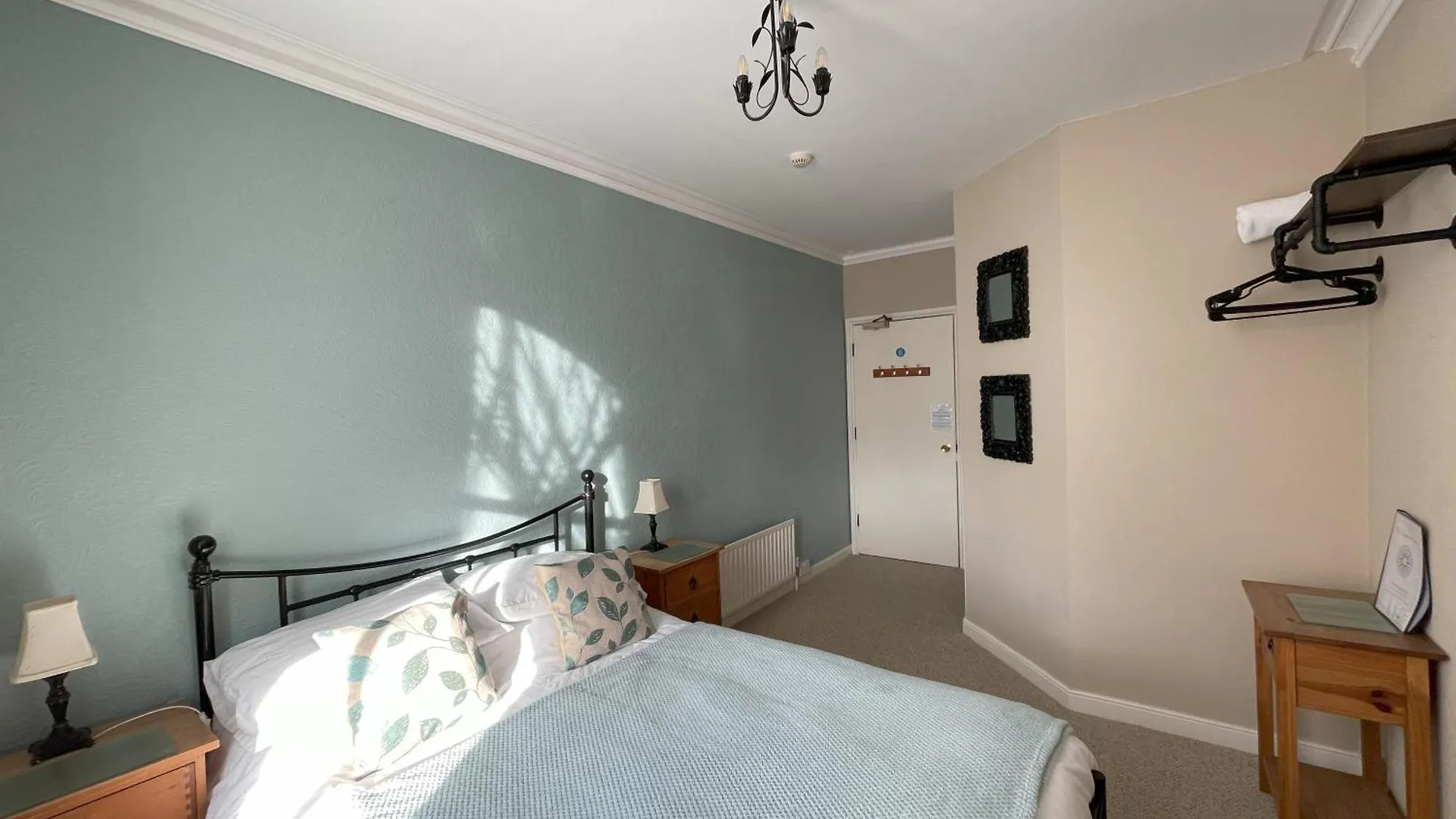 The Captain'S Lodge Room Only Accommodation 惠特比 3*,  英国